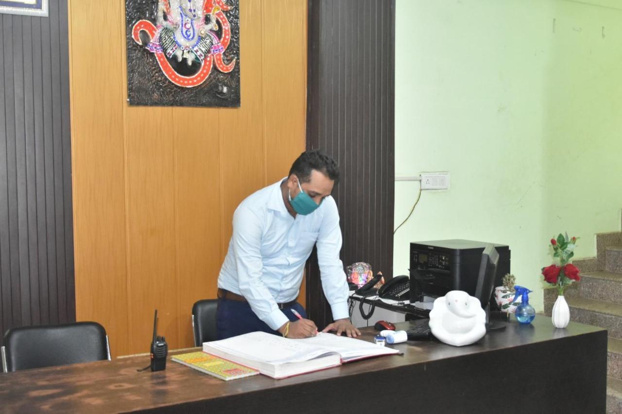 Hotel Yug Residency Varanasi Luaran gambar