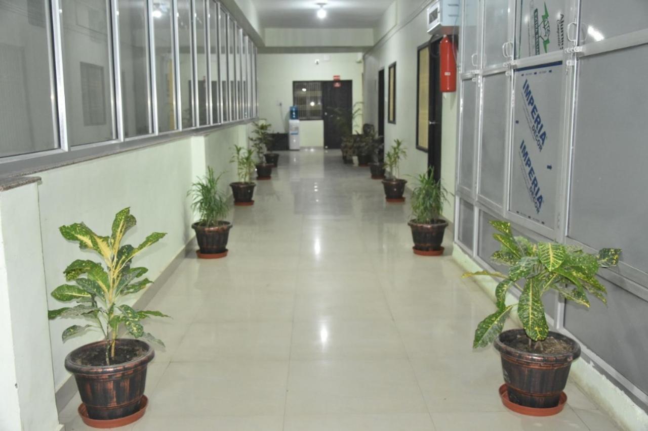 Hotel Yug Residency Varanasi Luaran gambar