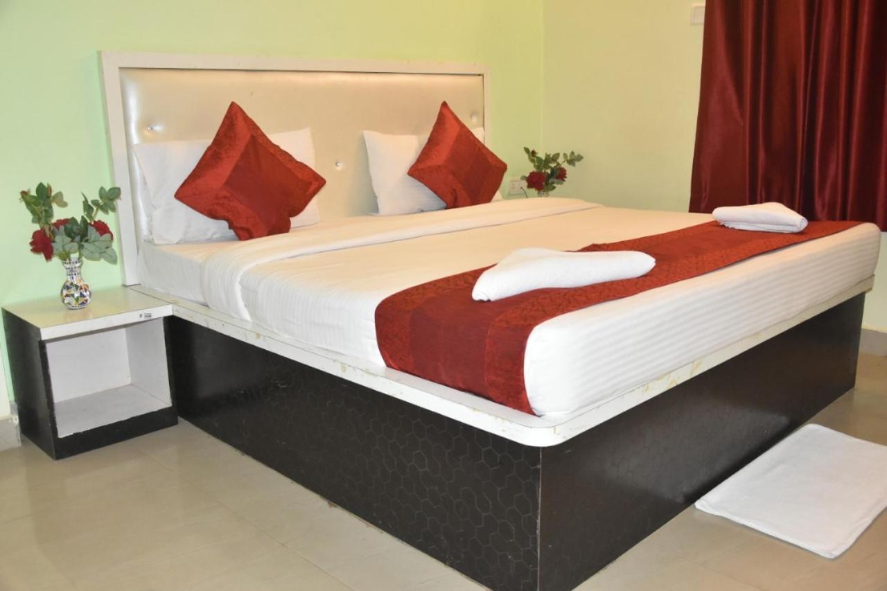 Hotel Yug Residency Varanasi Luaran gambar