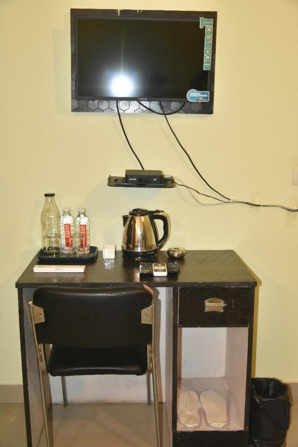 Hotel Yug Residency Varanasi Luaran gambar